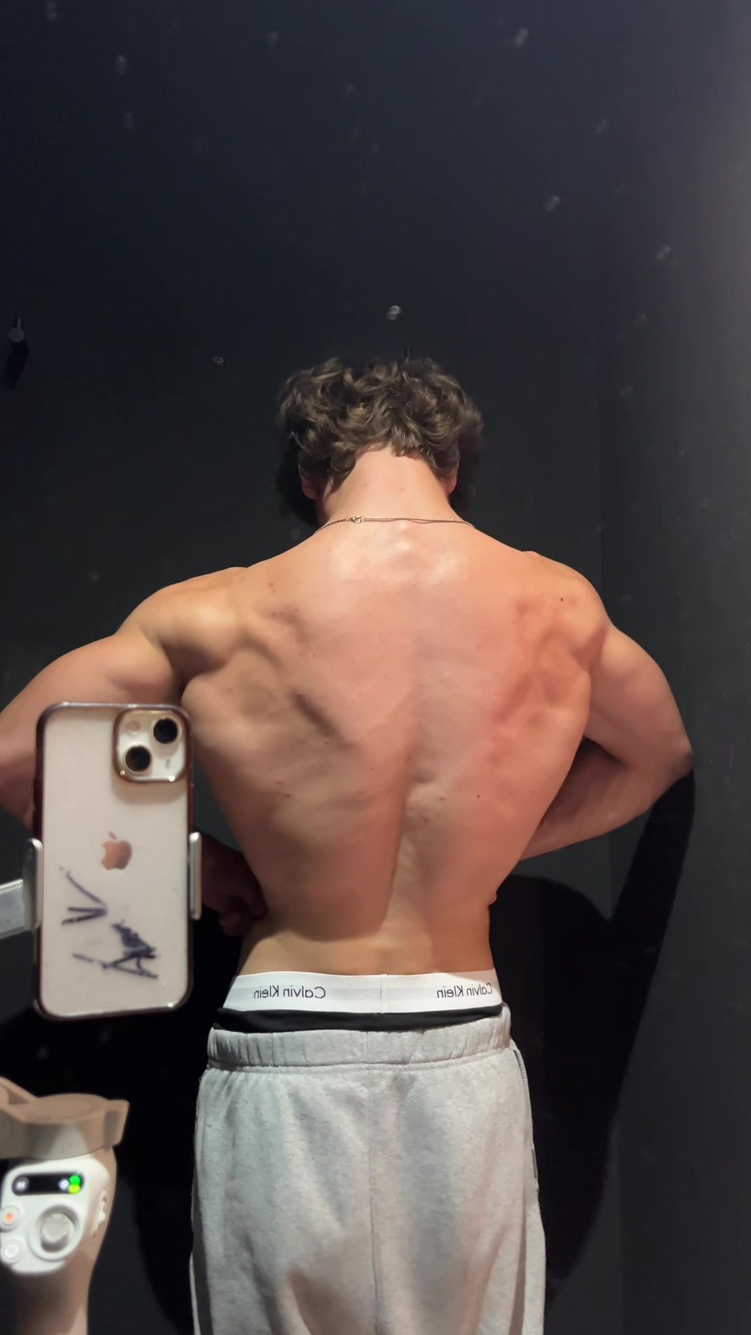 @Y4nNetics