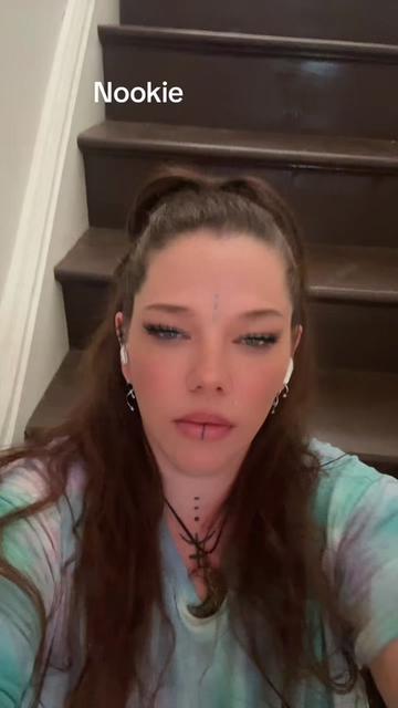 @&ldquo;musiclover&towqueen4life&rdquo;