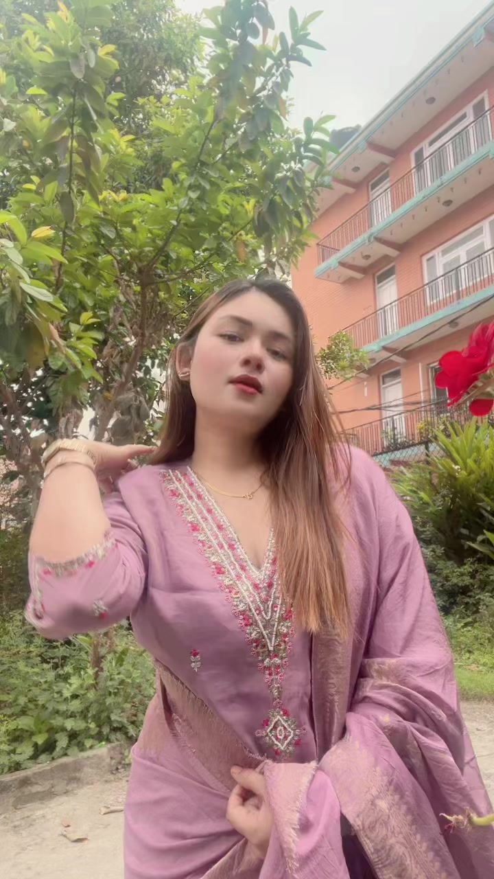 @Pooja 🕊