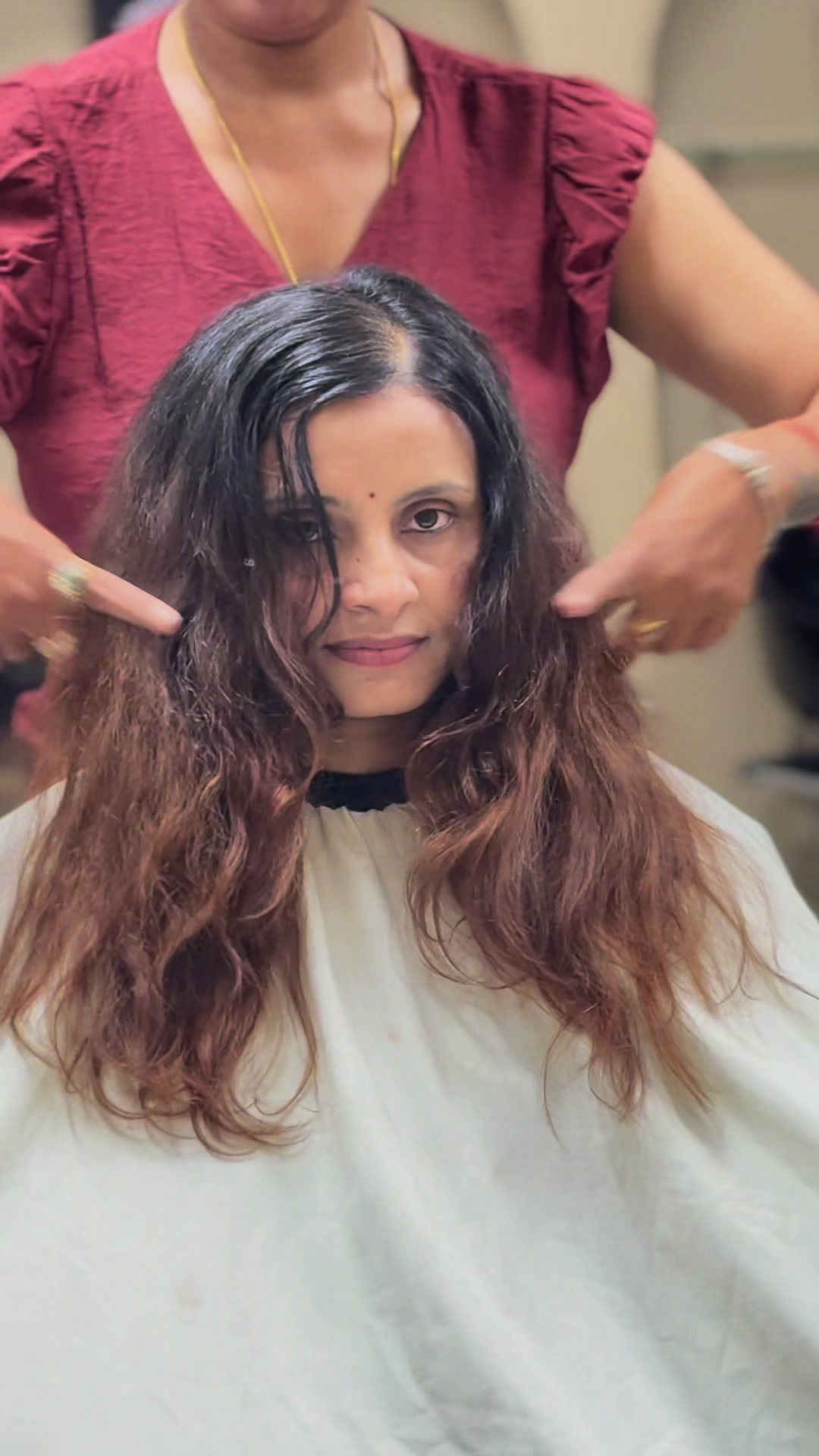 @Looks unisex salon