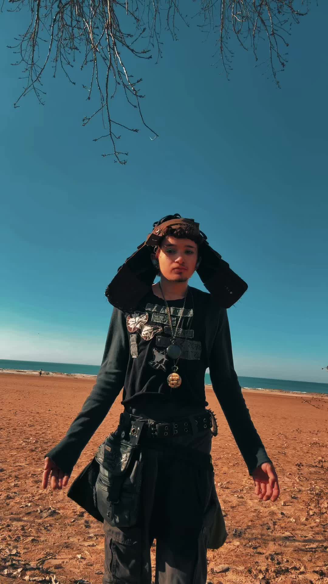 @☠︎︎