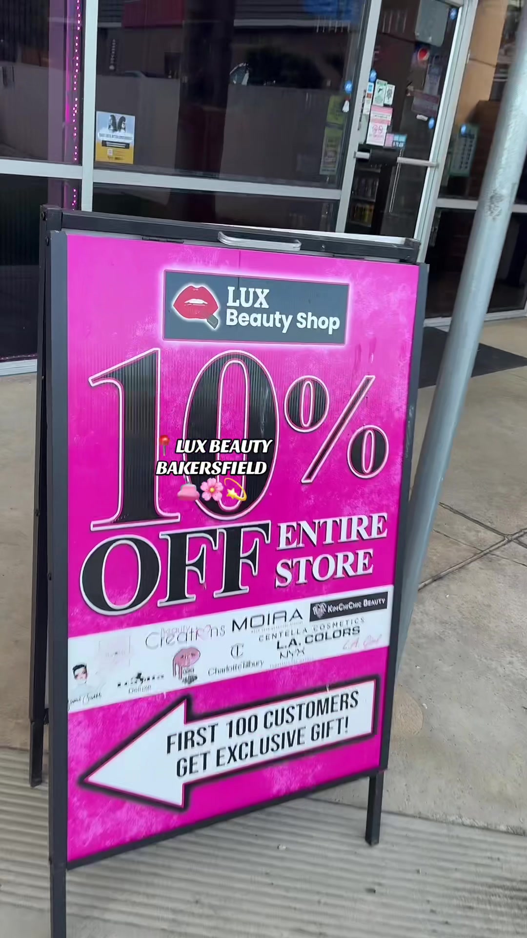 @luxbeautybakersfield