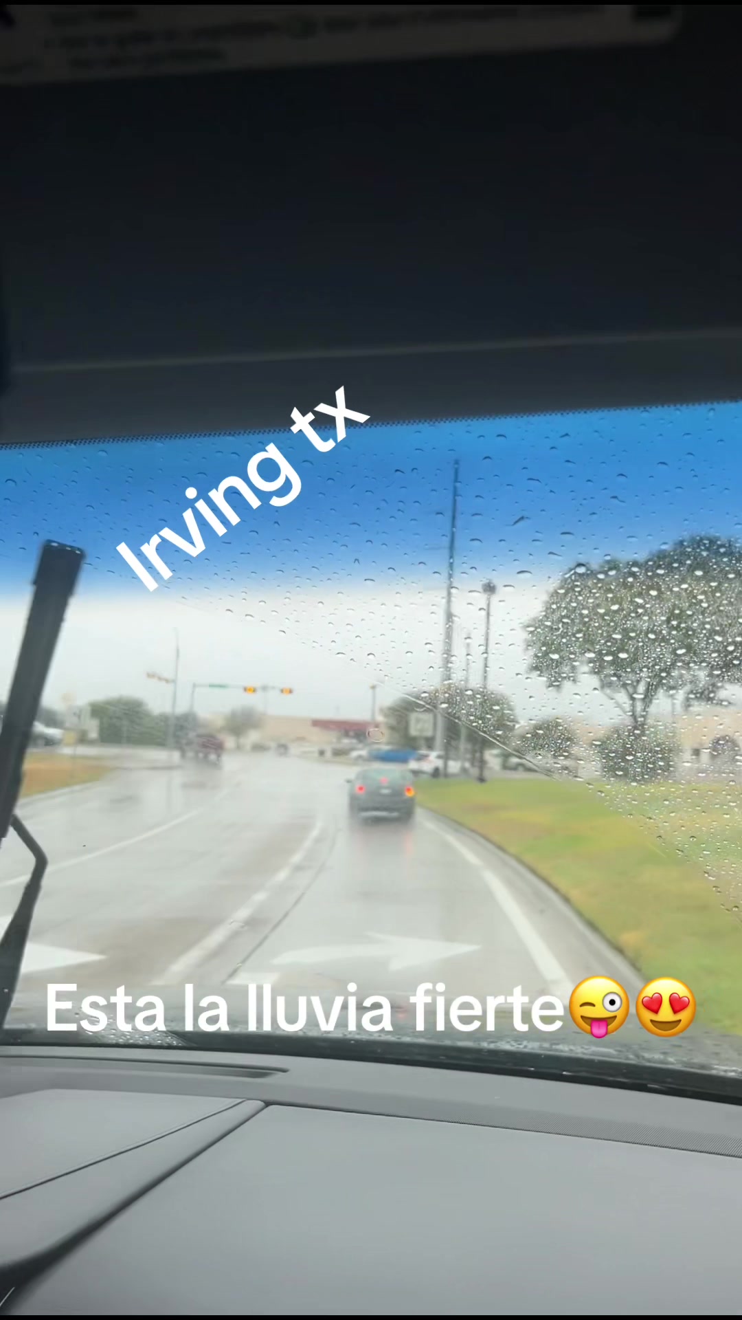 @Tinoyesenia Flores