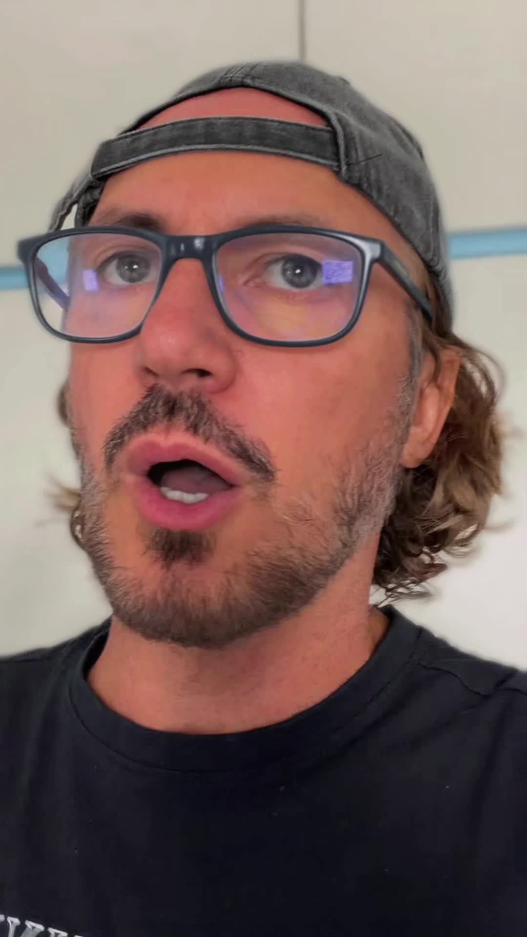 @VIVEK RICCARDO SARDON&Egrave;