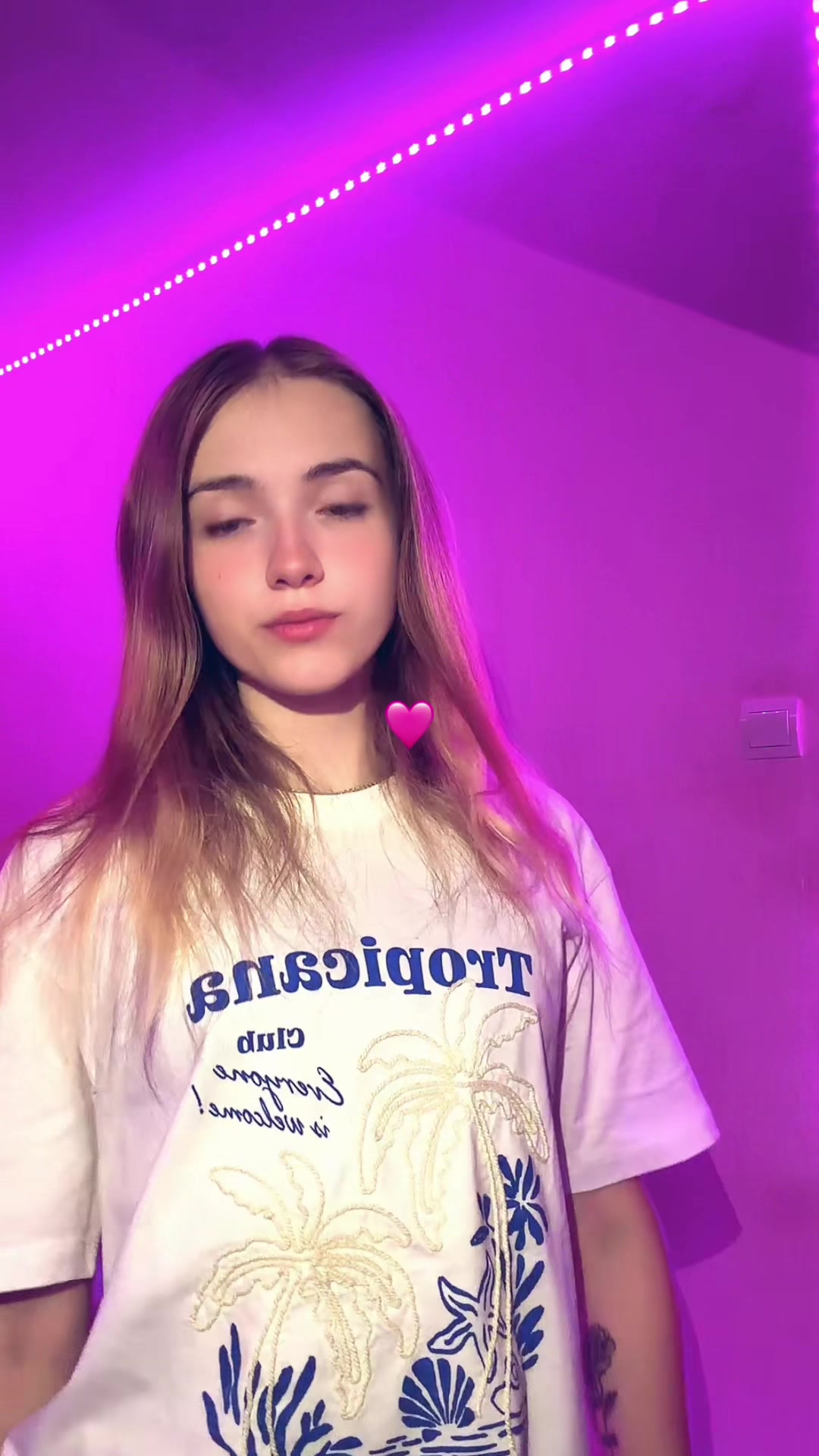 @Asiunia