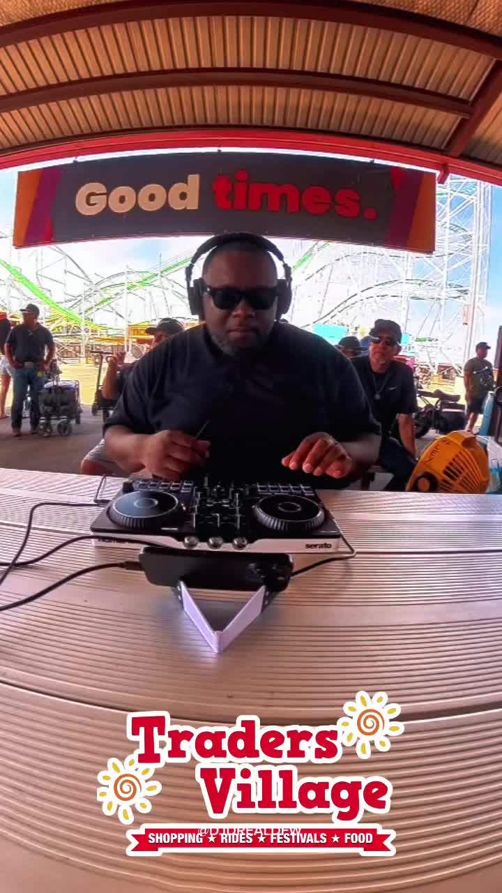 @DJ D REAL