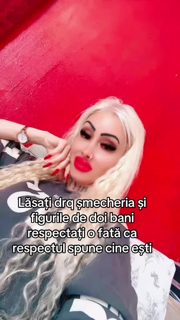 @Karina Nina Varga