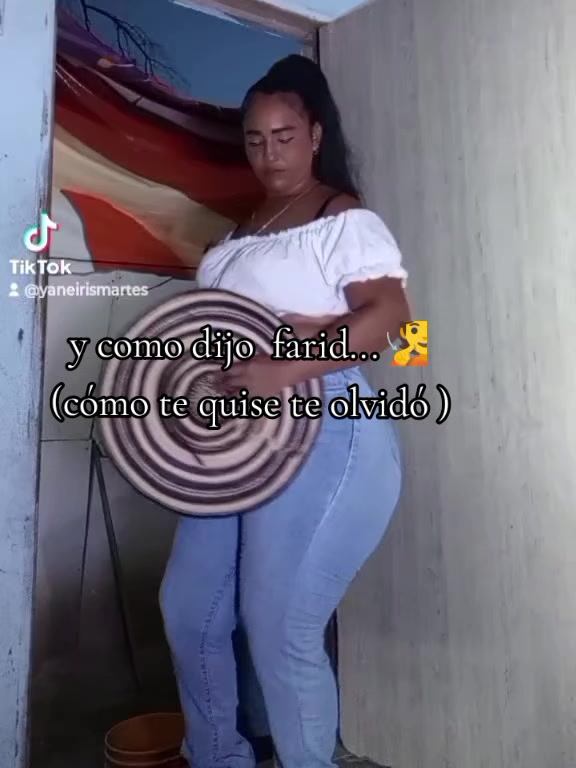 @la morenita linda 😘