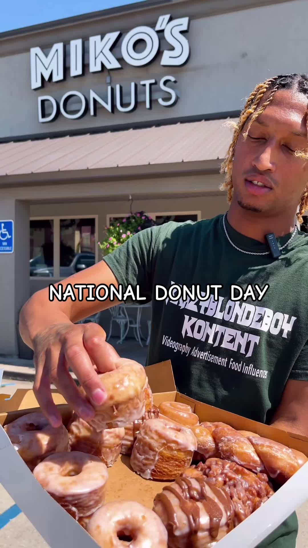 @KrazyBlondeboy