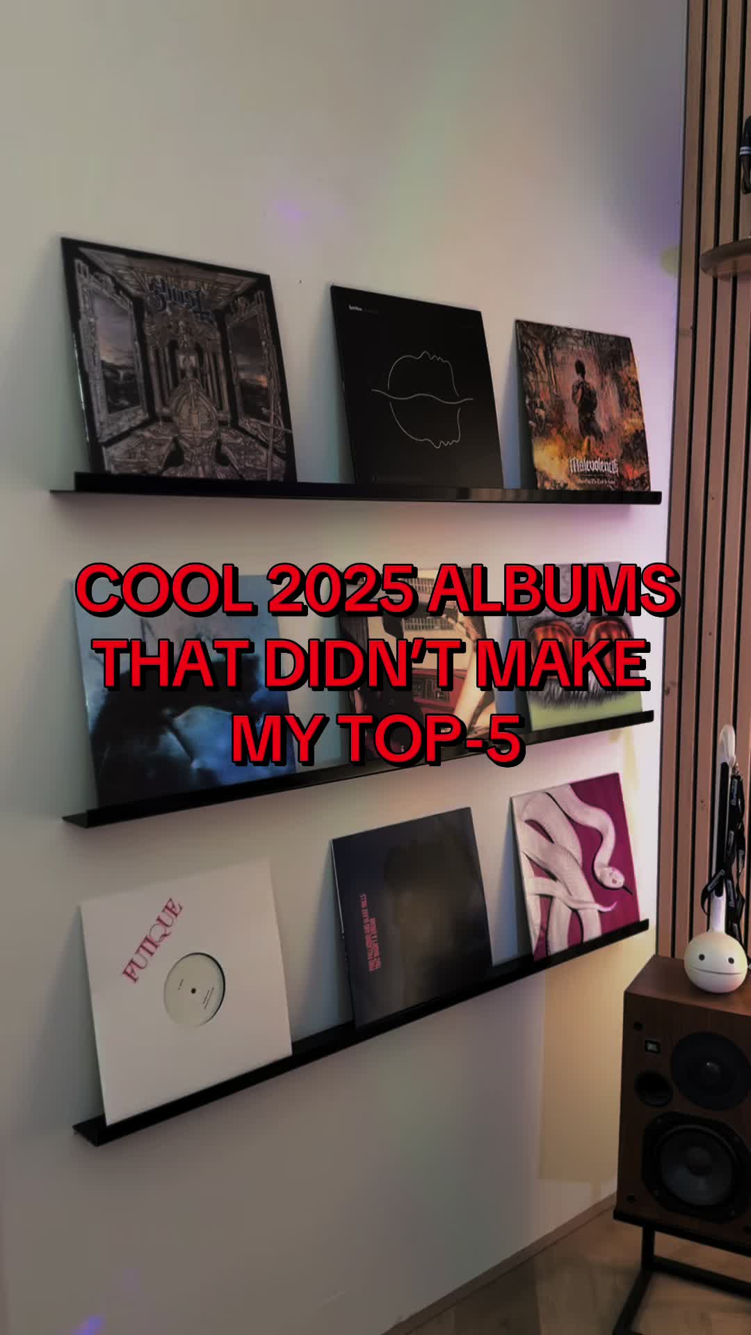 @vinylbydayzee
