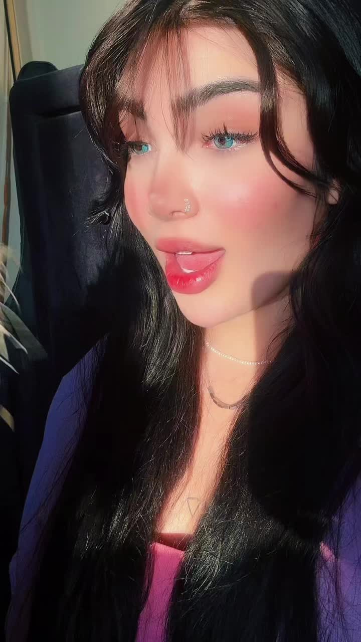 @ferial_nik