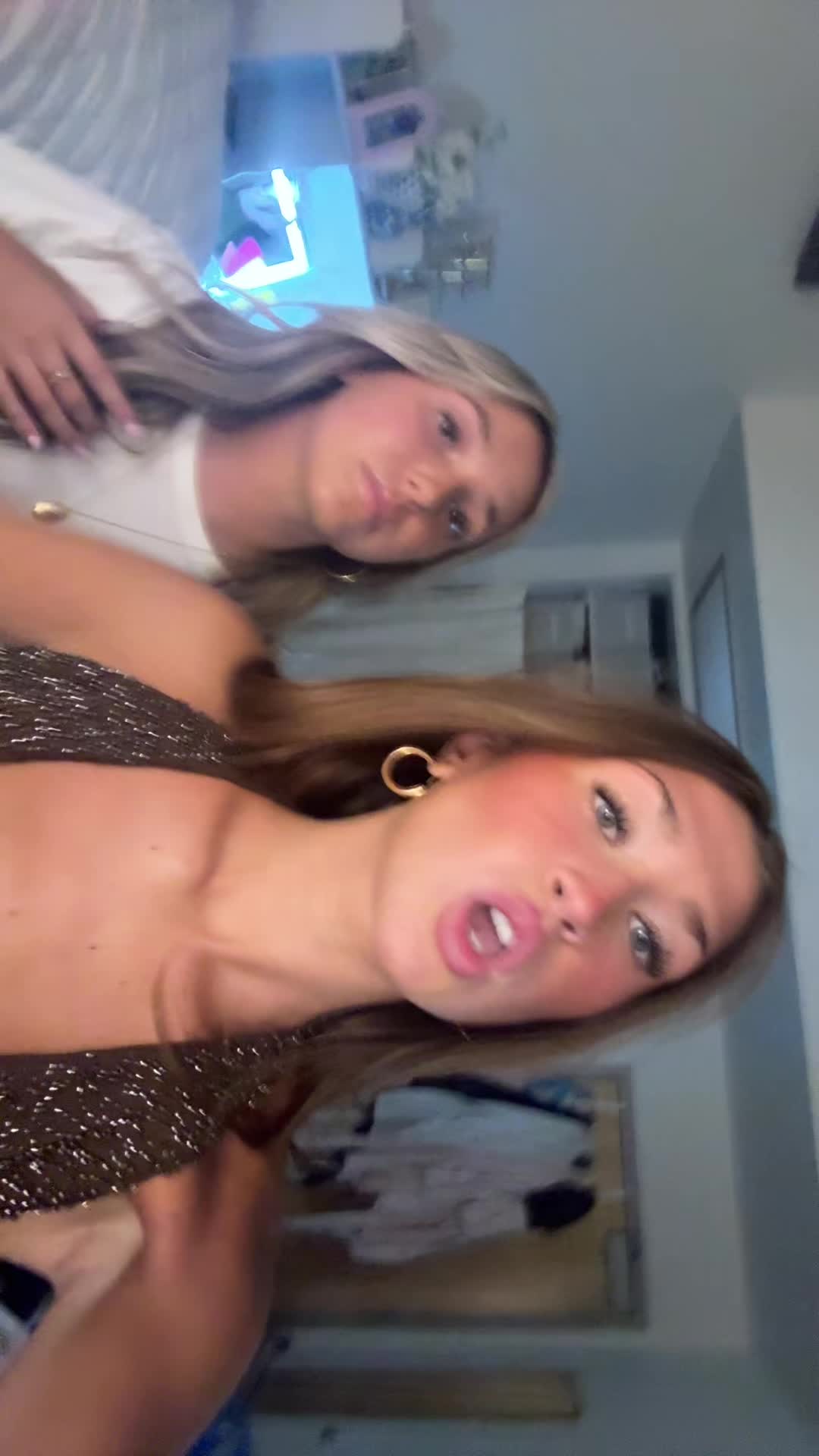 @molly