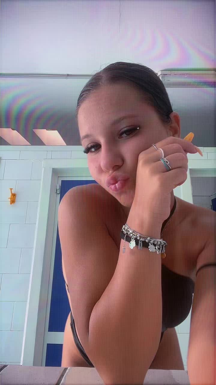 @👸🏻