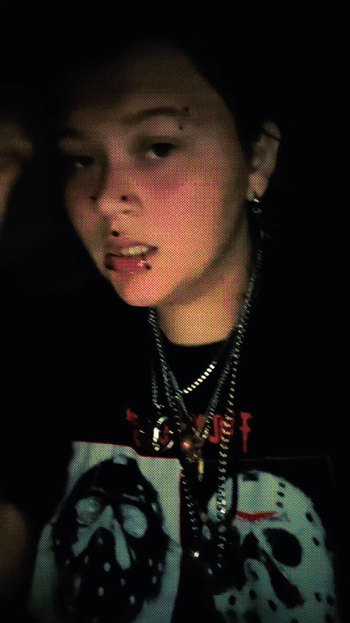 @damages_wifey