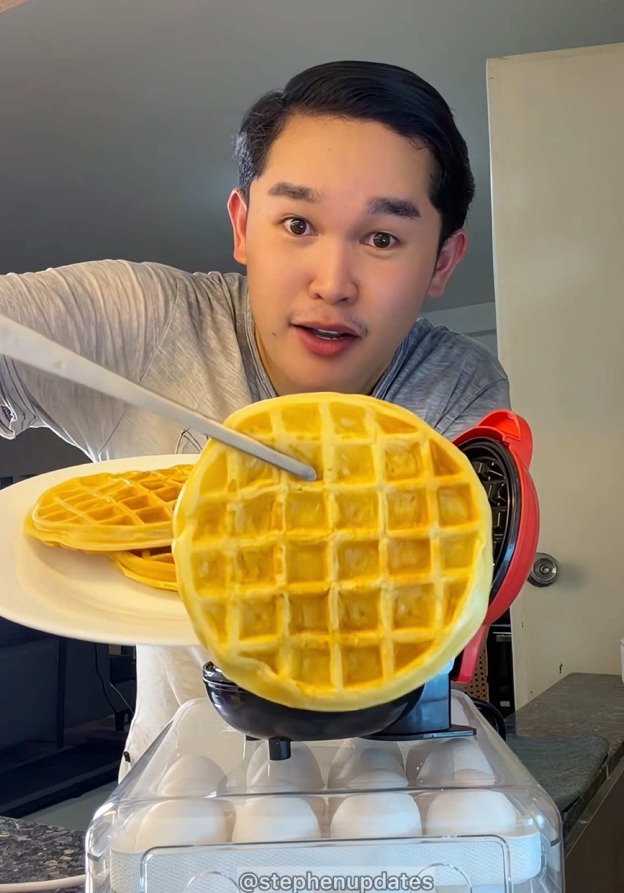 @StephenUpdates