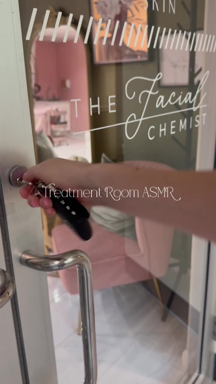@The Facial Chemist