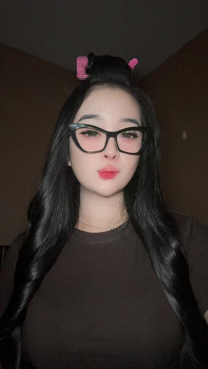 @Donnazuuuu