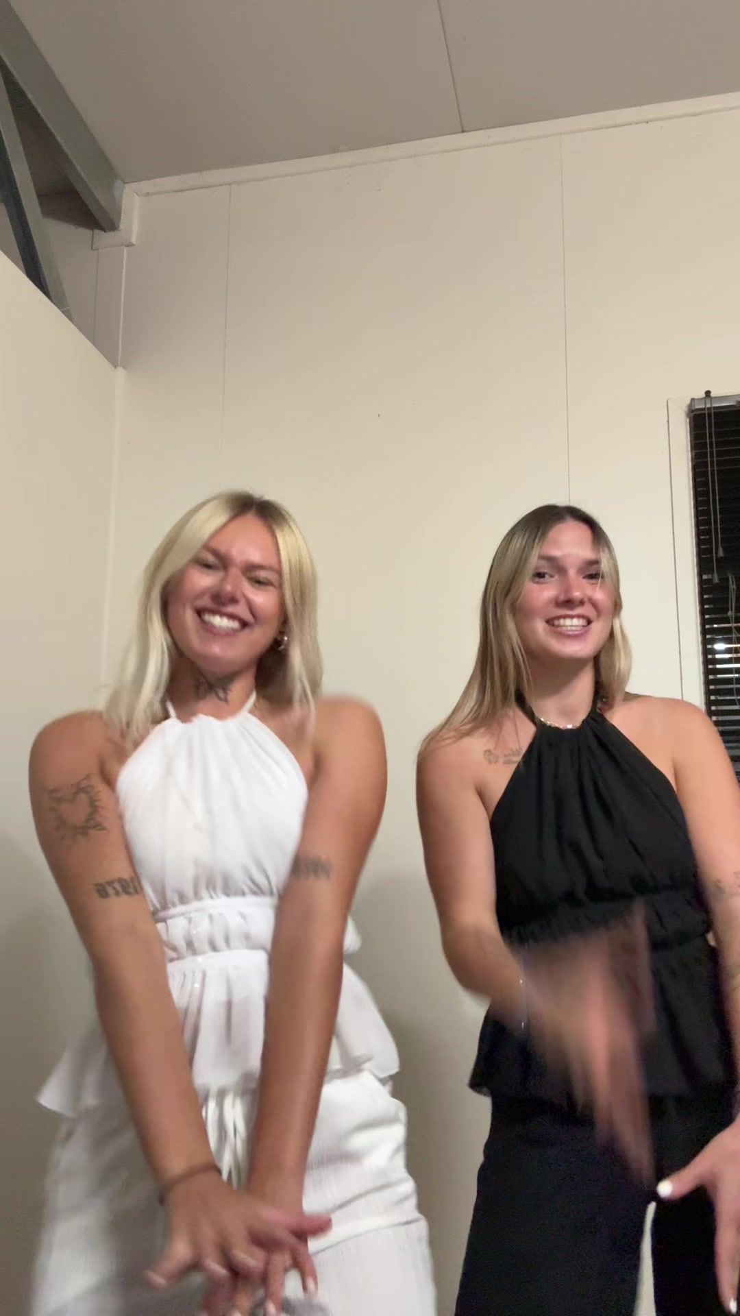 @loupsqq