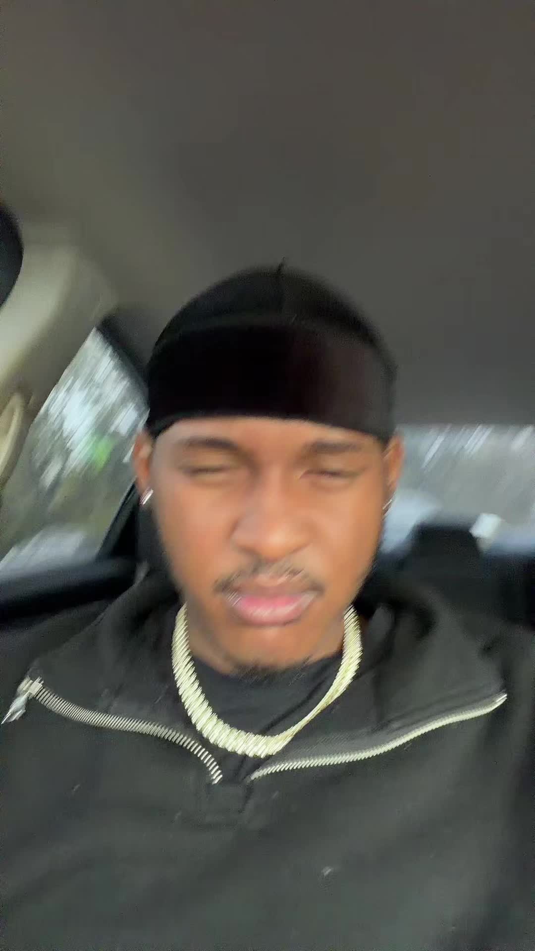 @Joshii