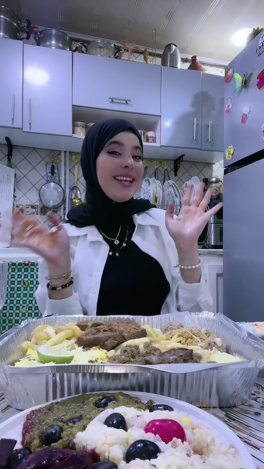 @بثينة شيبان Bouthaina Chibane