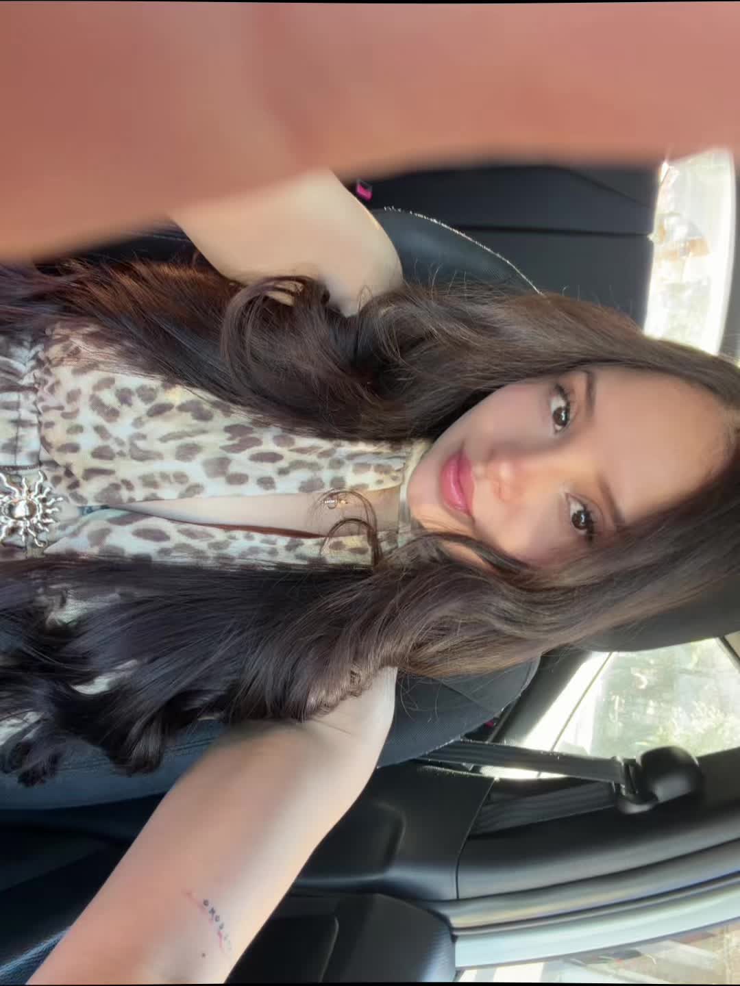 @Fernanda Zari🍓