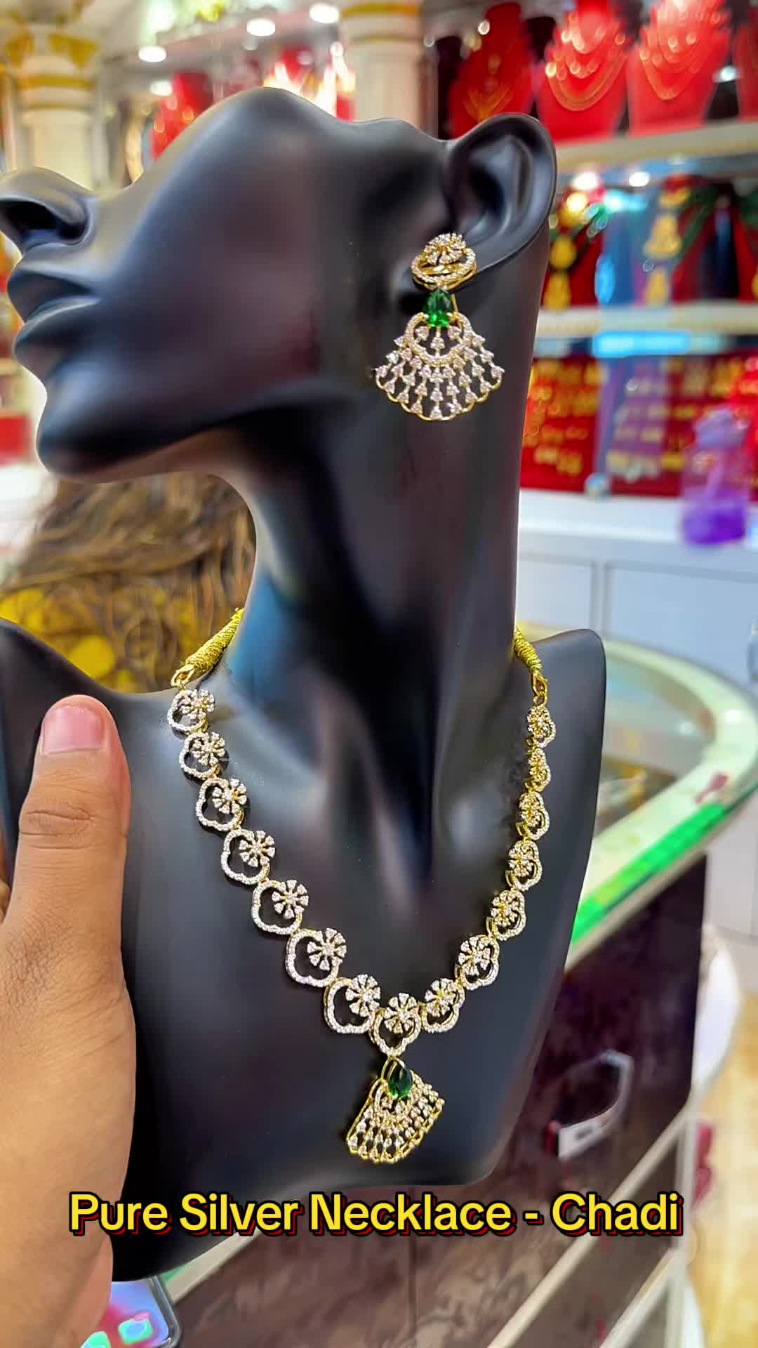 @Hongkong Singapore Jewellers