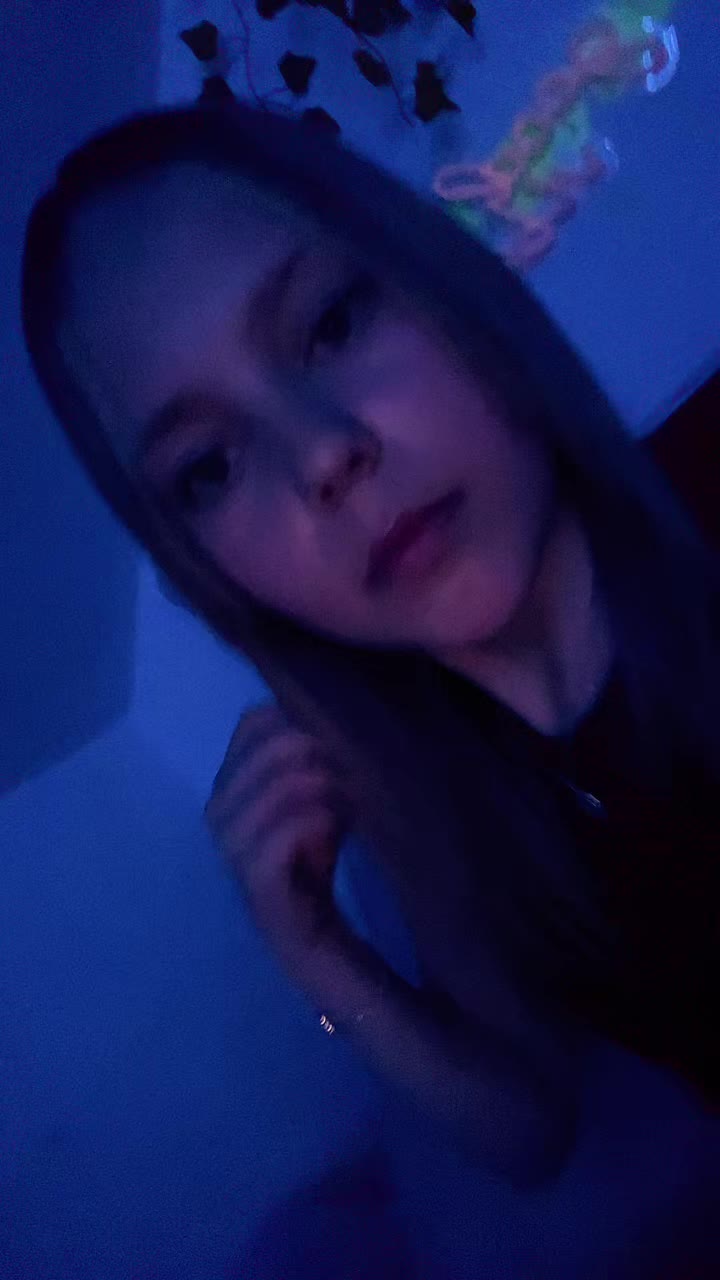 @Emxly