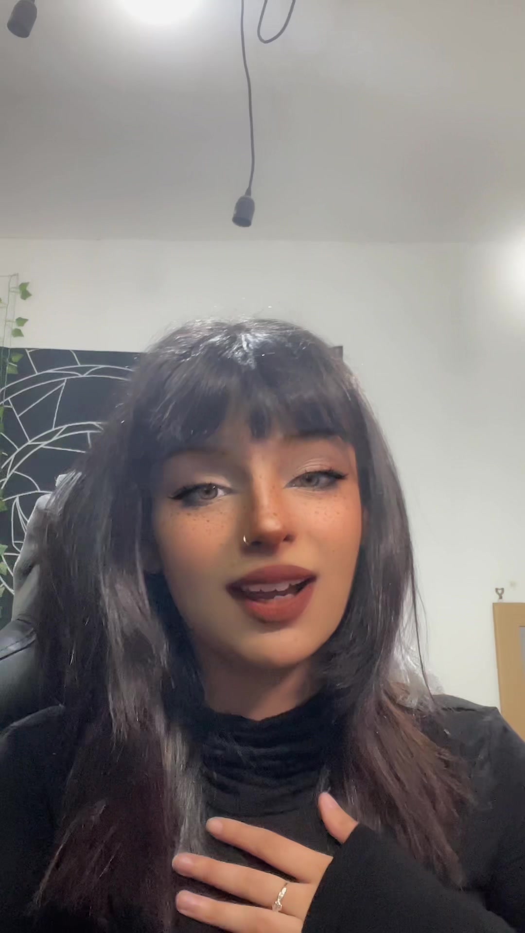 @Sabrina