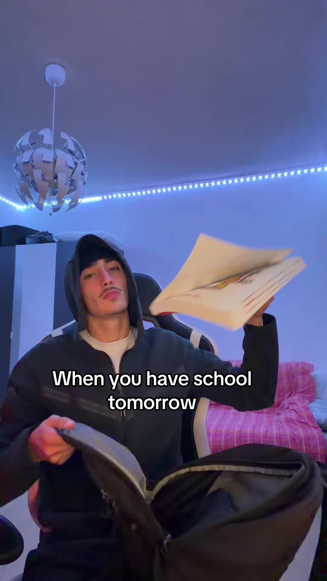 @𝓤𝔃𝔃𝓲シ