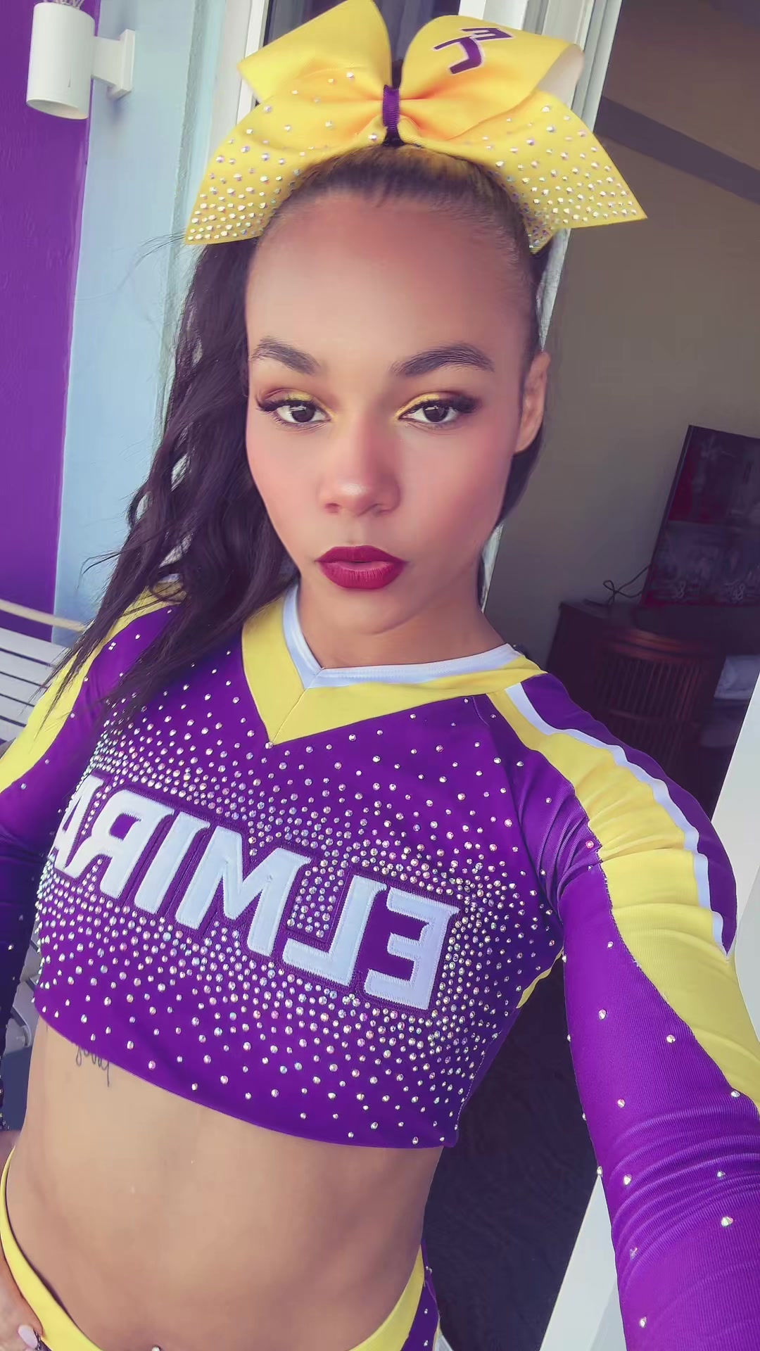 @1ivilouwho