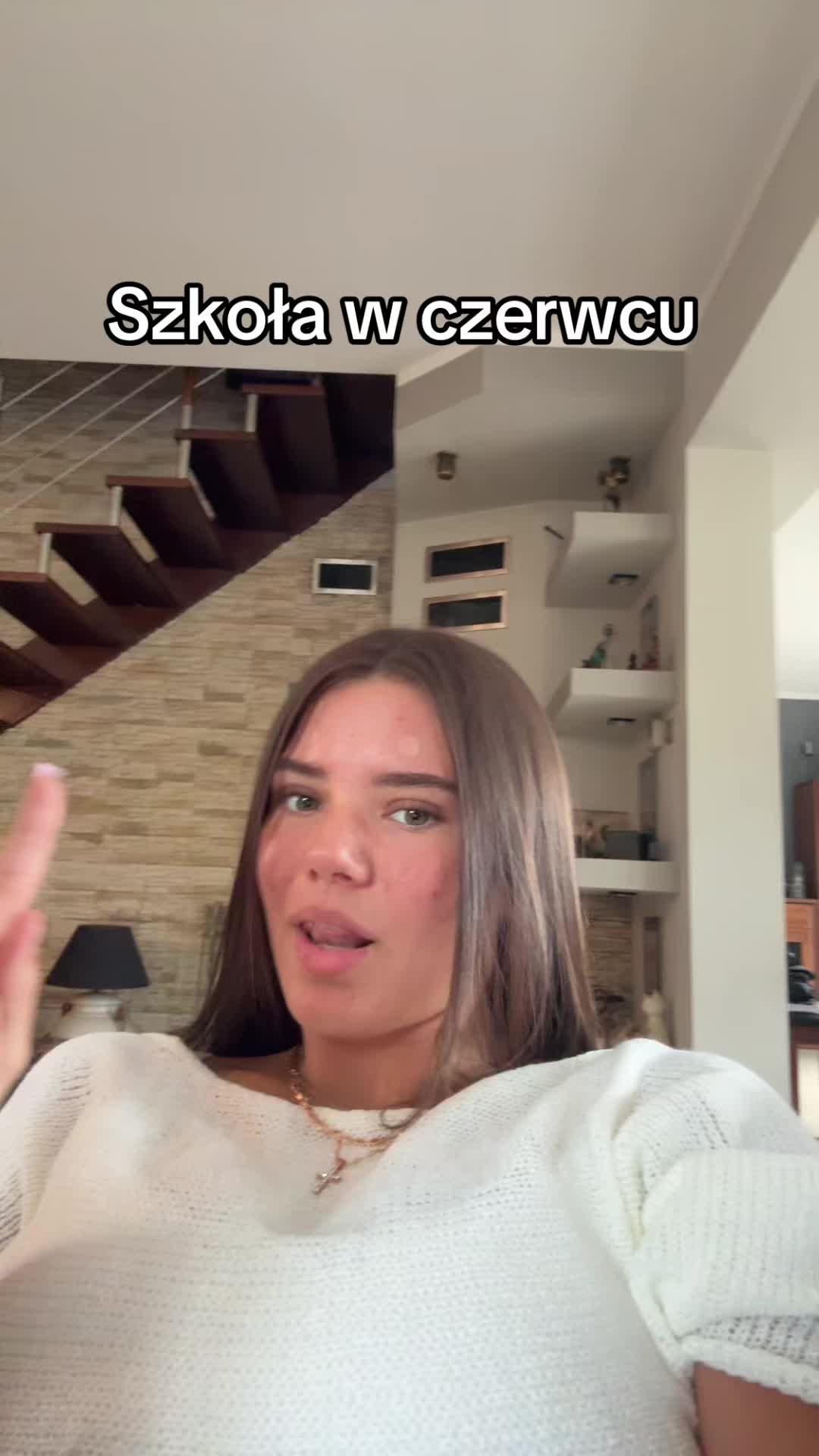 @user8321056702