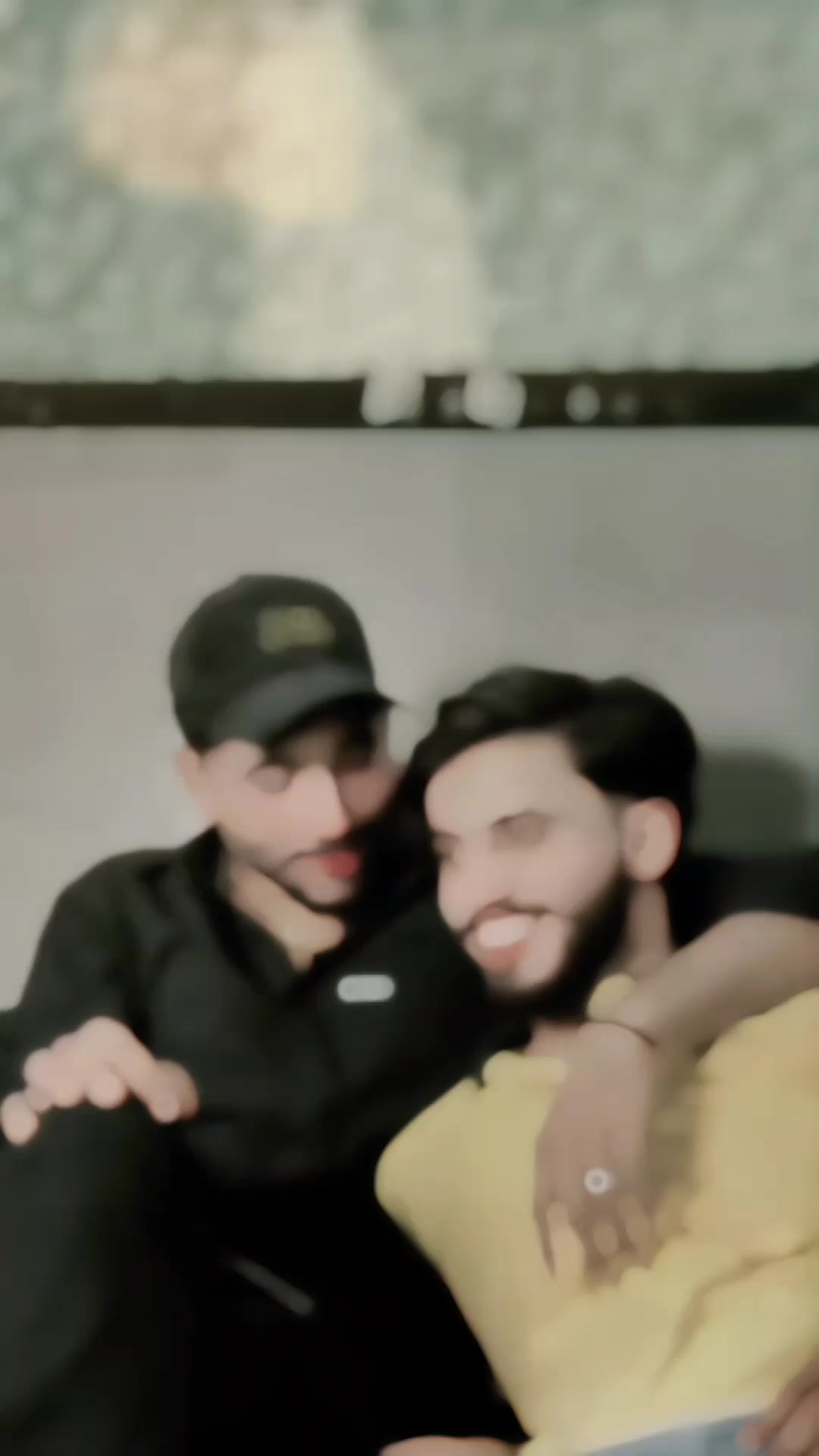 @🕊️🕷️