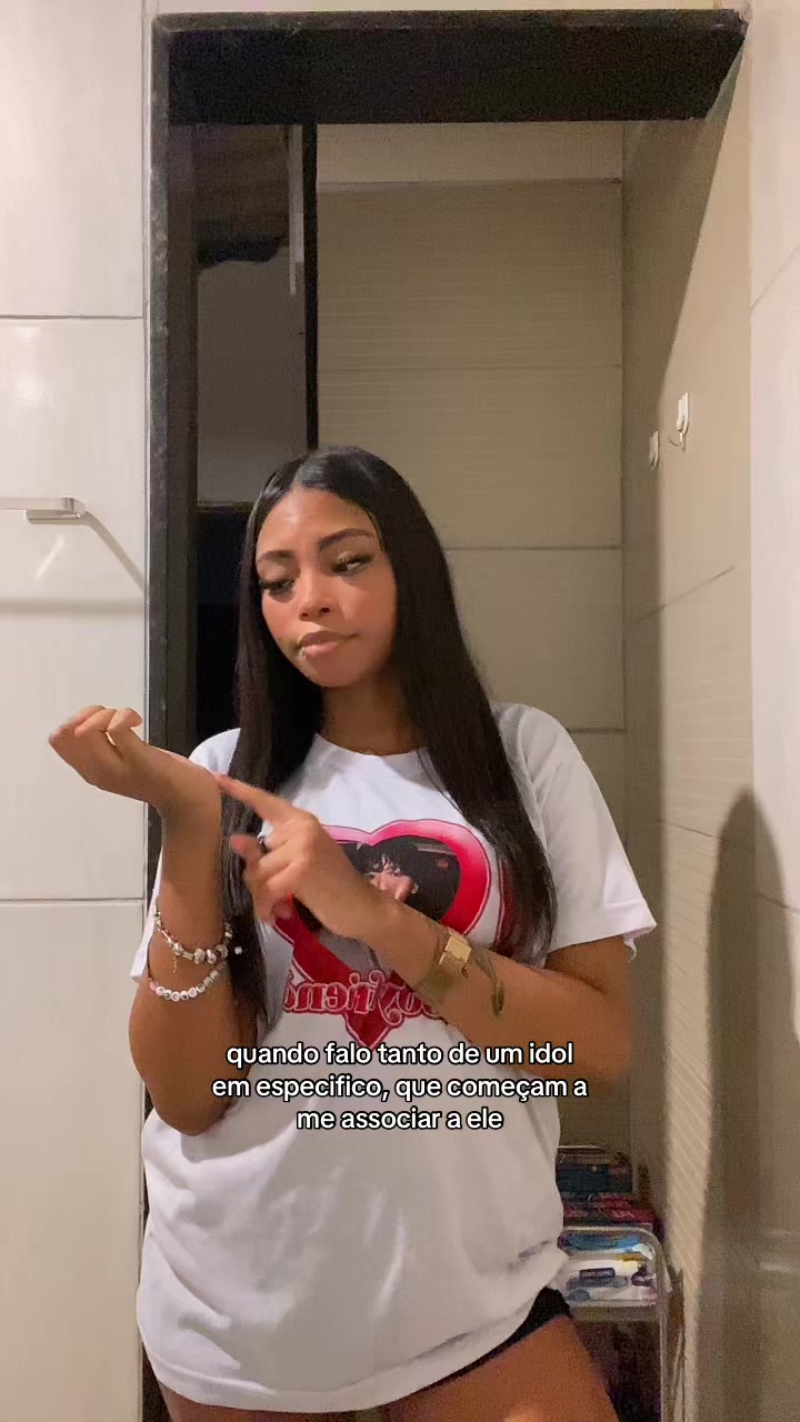 @thayna