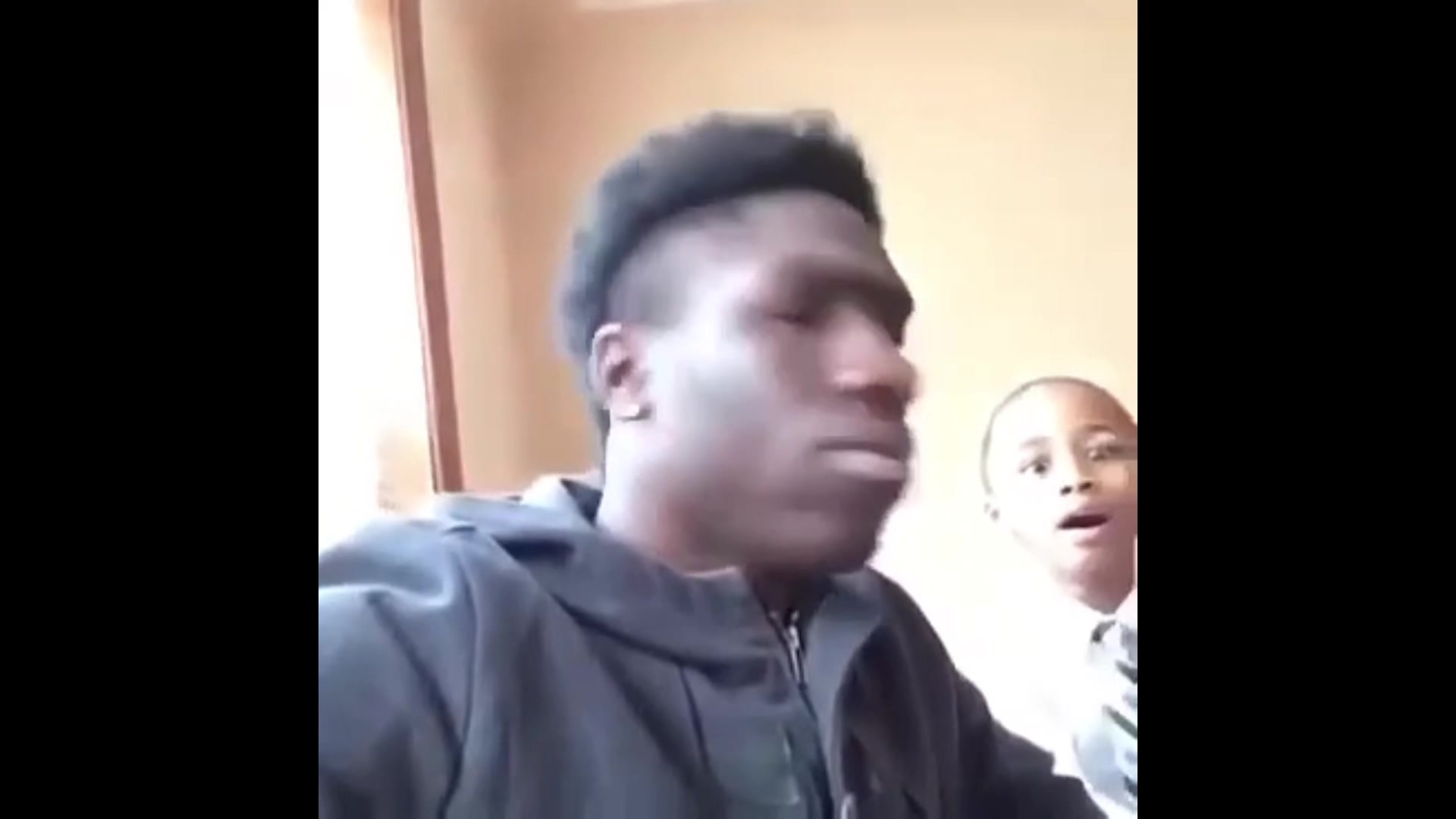@ttvBIGM0N3Y31x