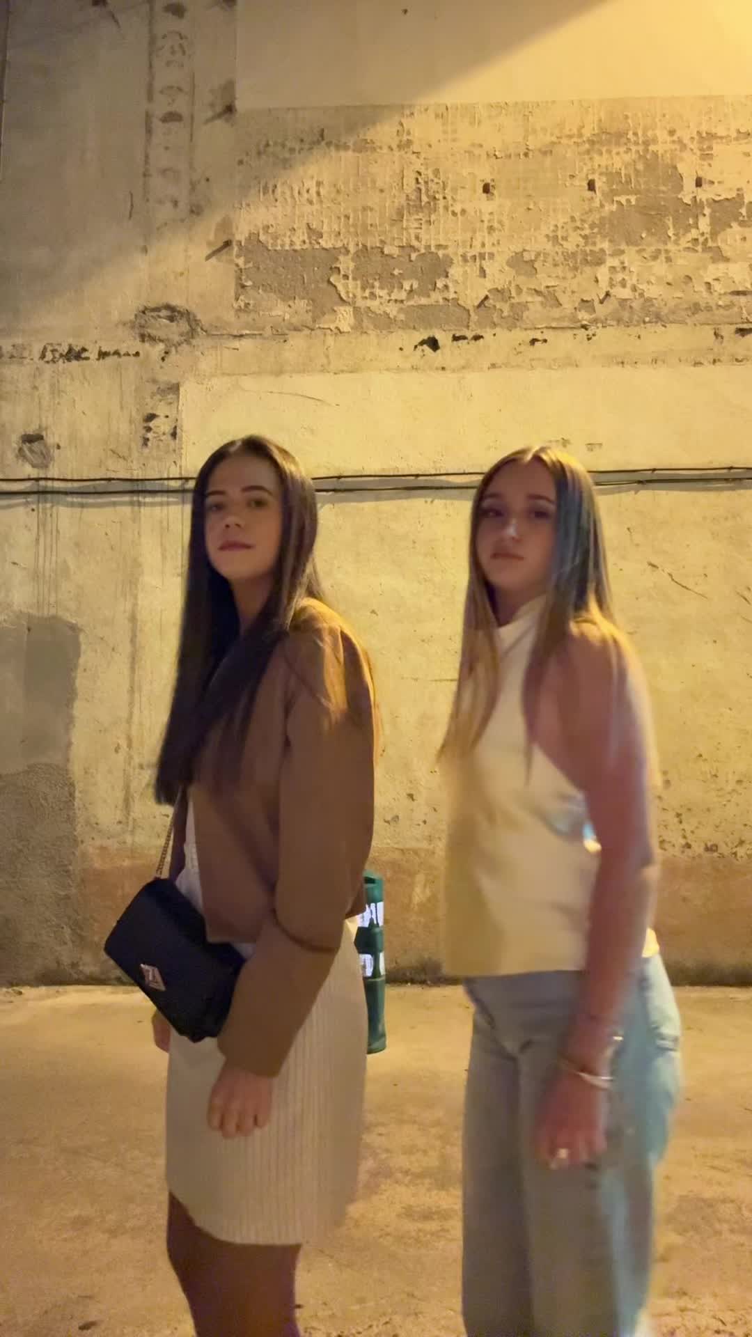 @🥥
