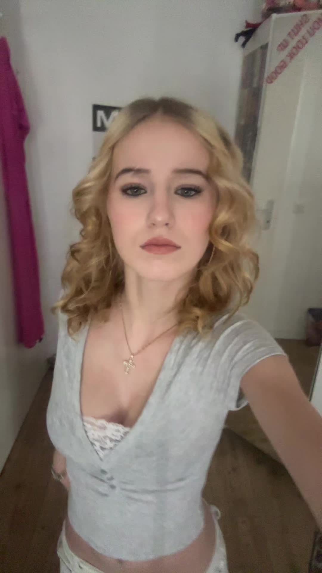 @🦢