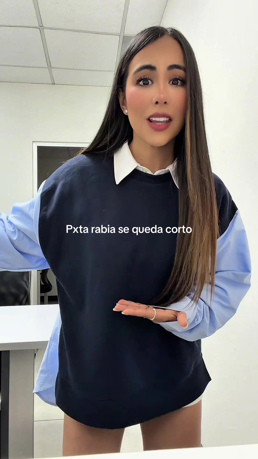@Adriana González