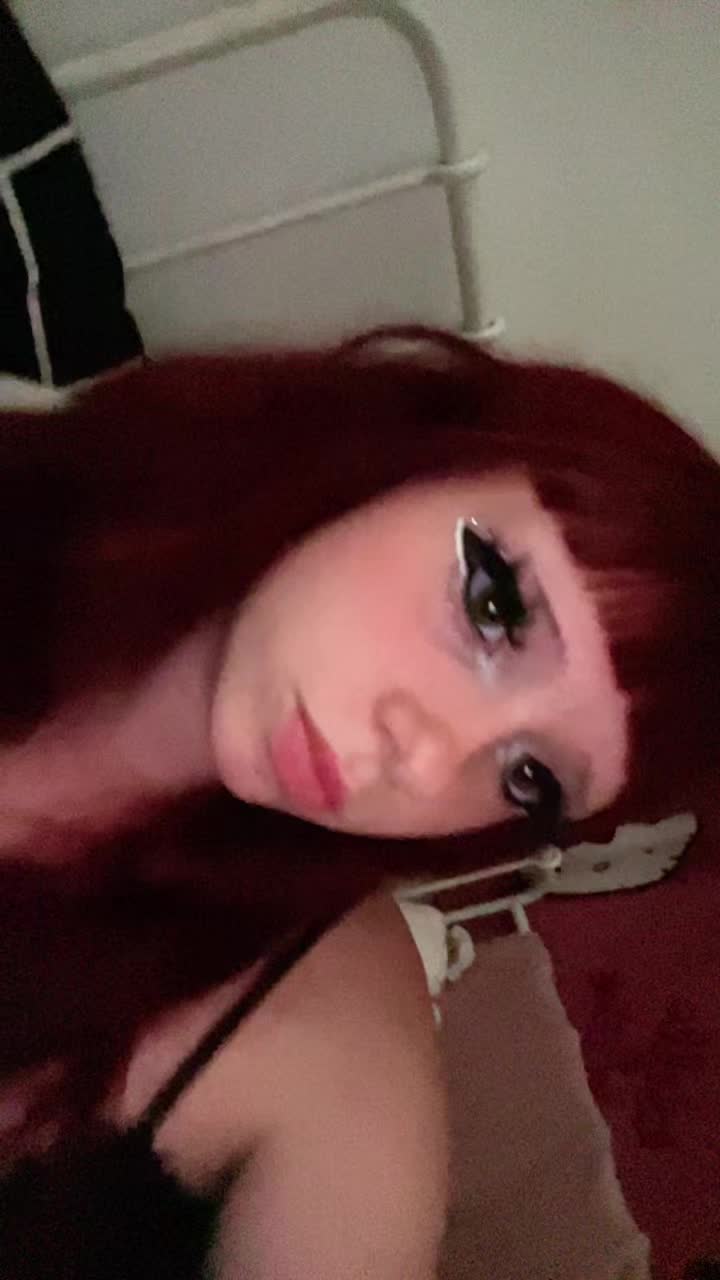 @♱