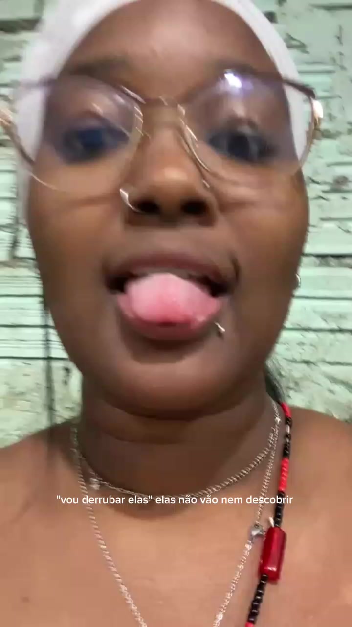 @Karolyne Vitória