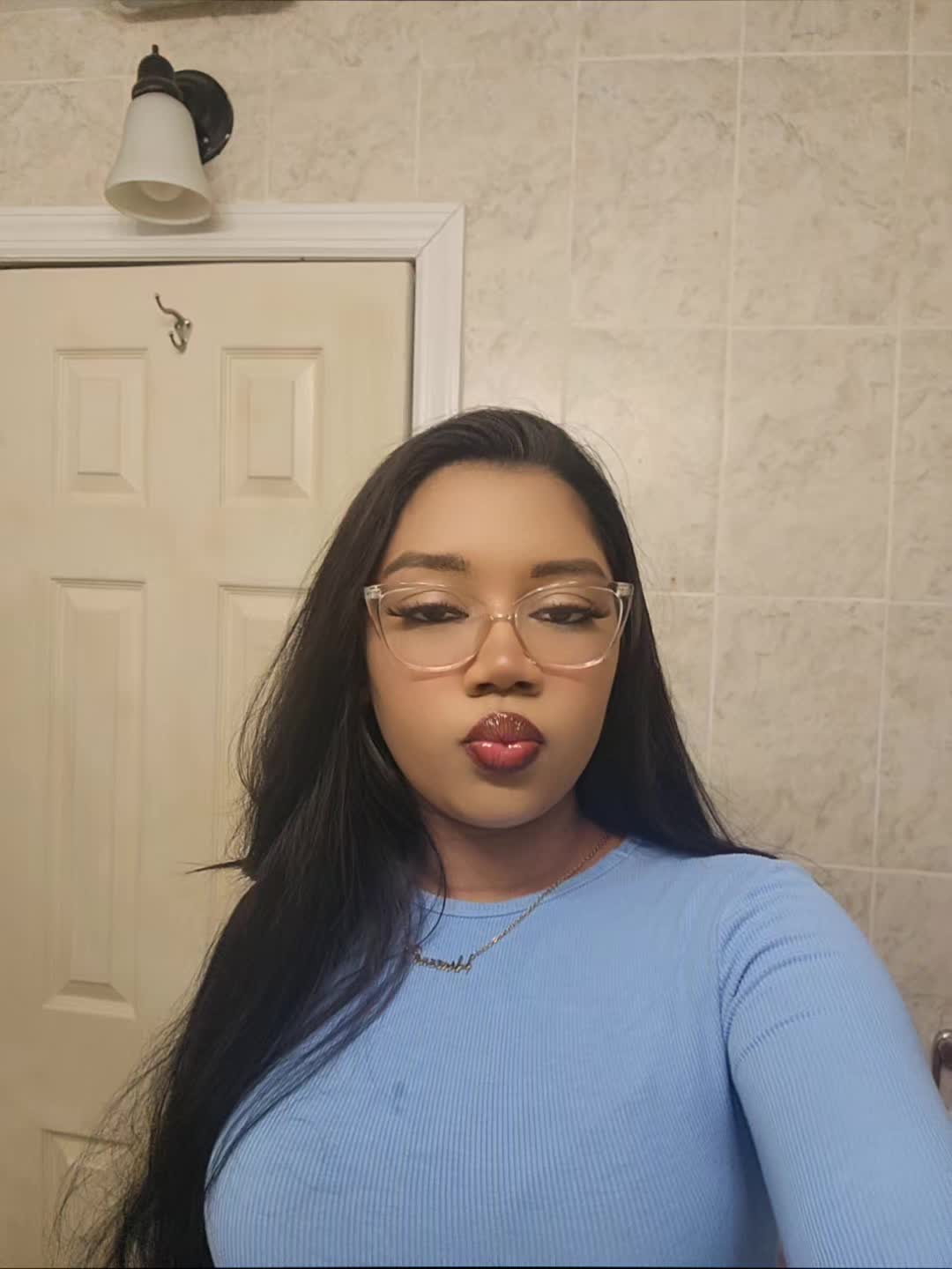 @justhanna
