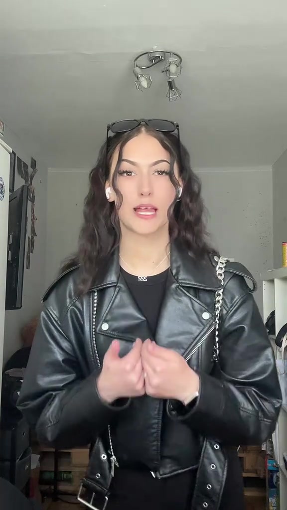 @Lina