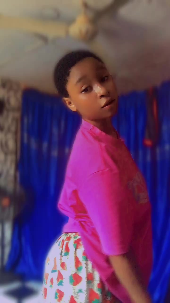 @PRETTY 🤩 ✌️💖ADEOLA