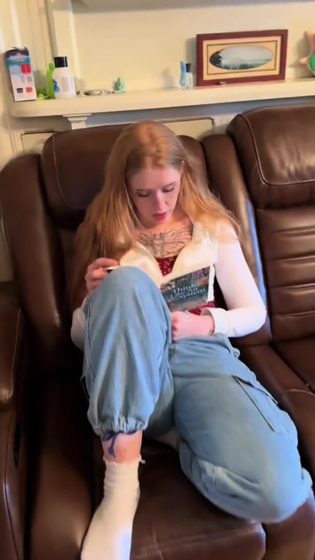 @CoupleTrolls