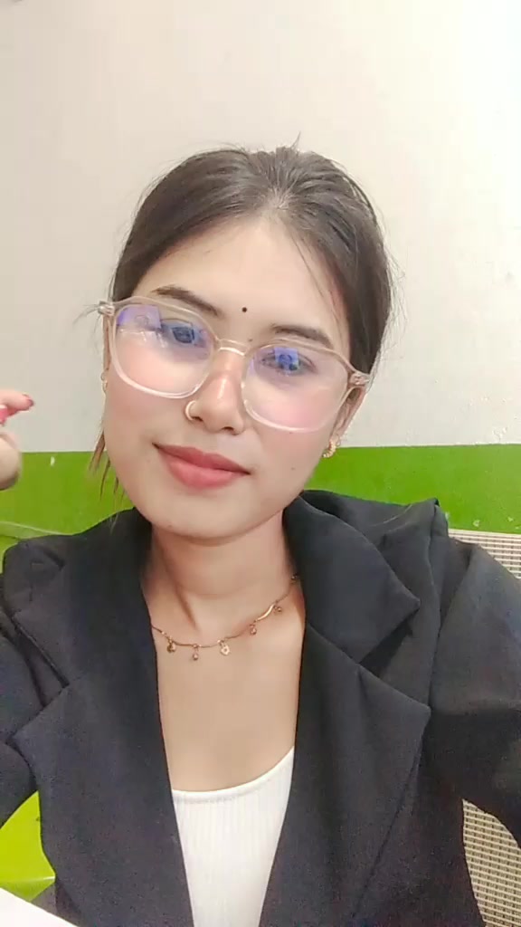 @Xoti(•‿•)