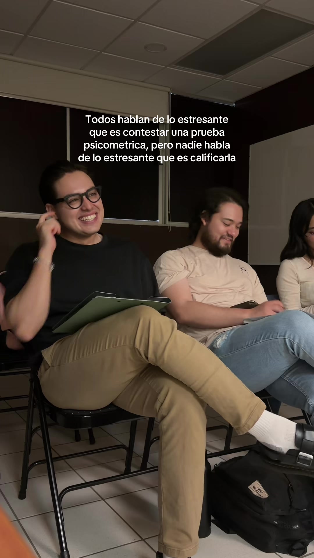 @Psicólogo moderno MX