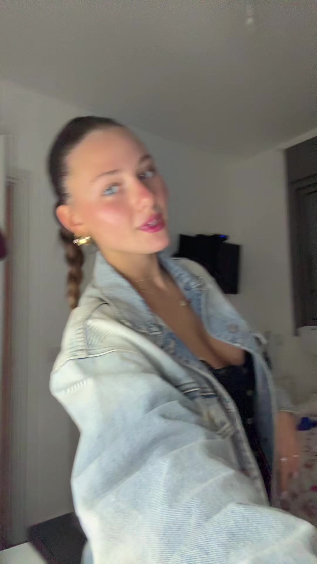 @עדּי🎀🪩💘