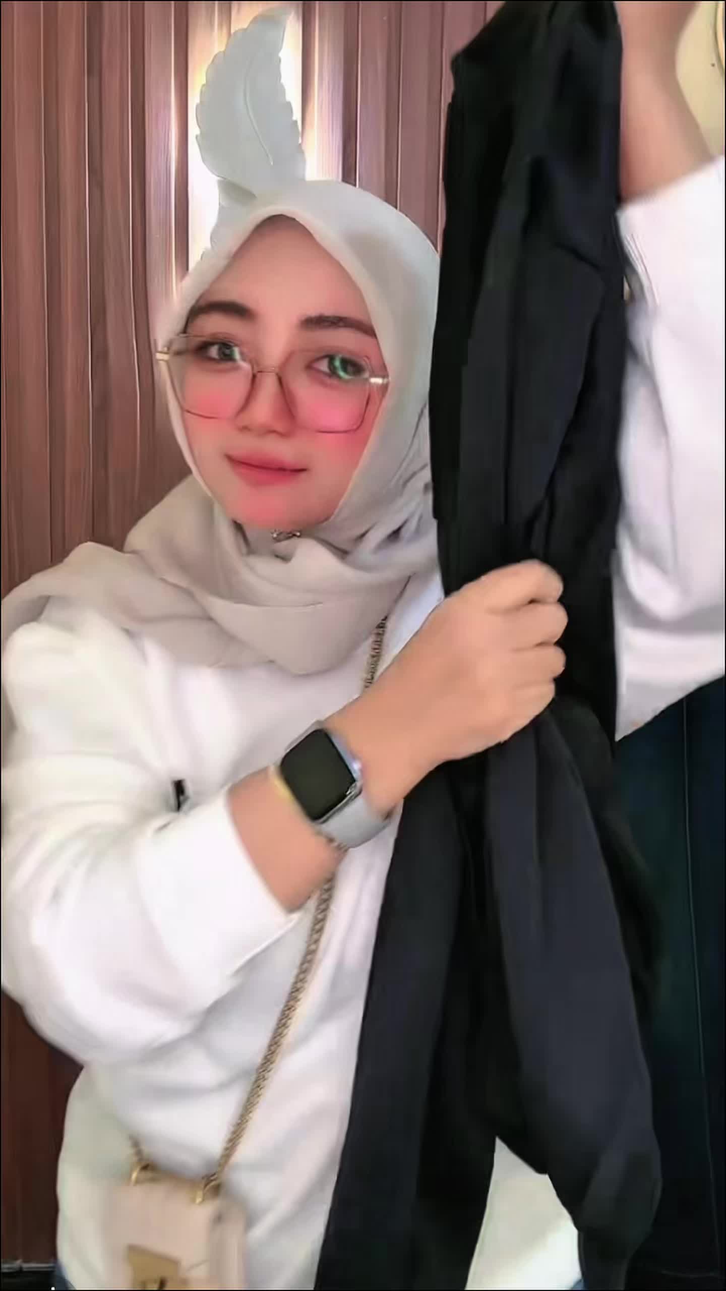 @nailakharisma4