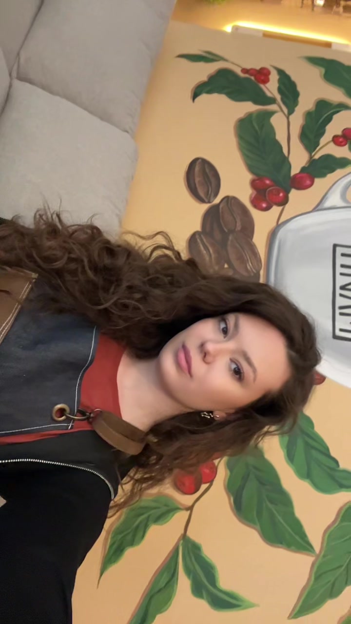 @ona kovrdzava