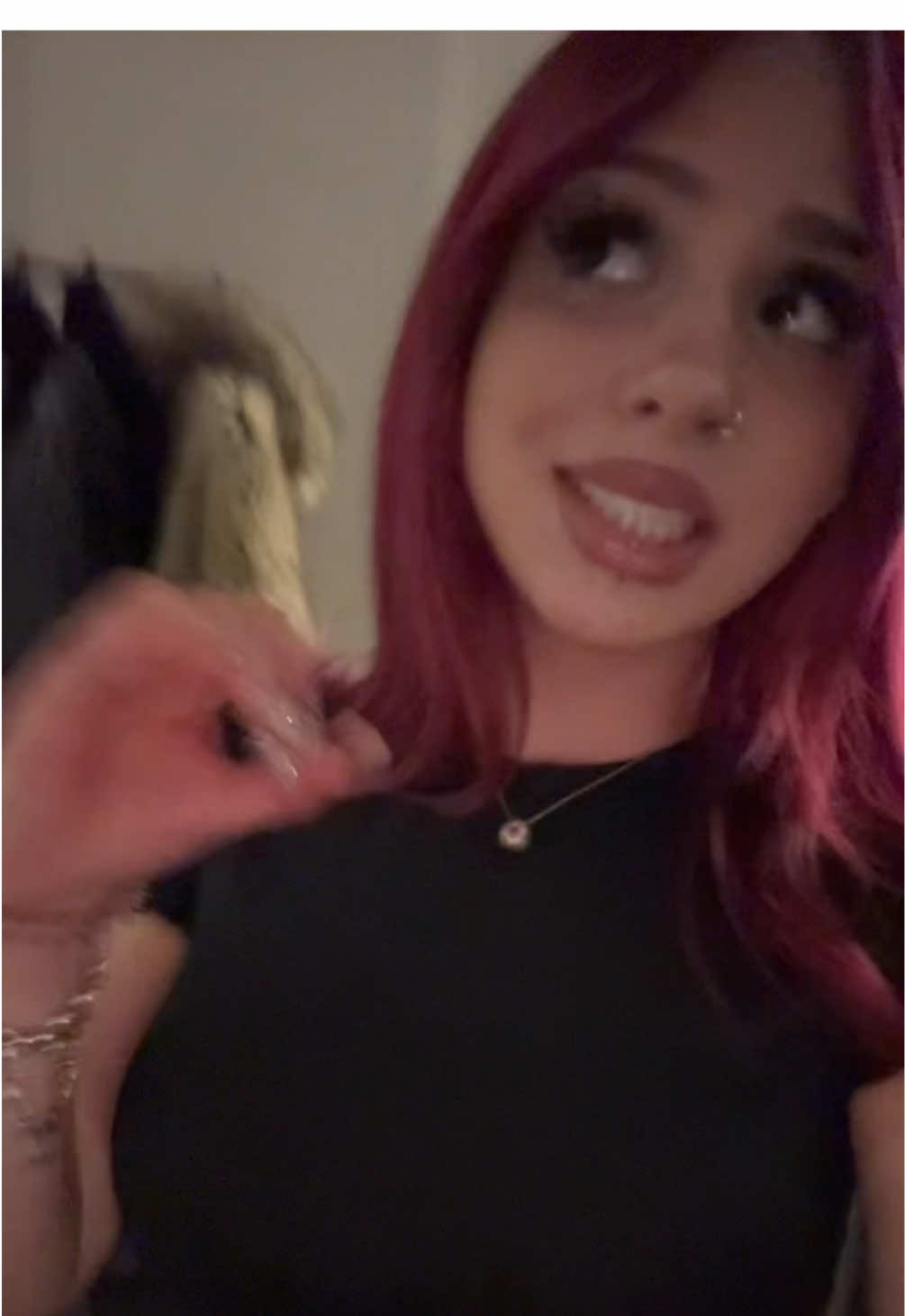 @j𖤐