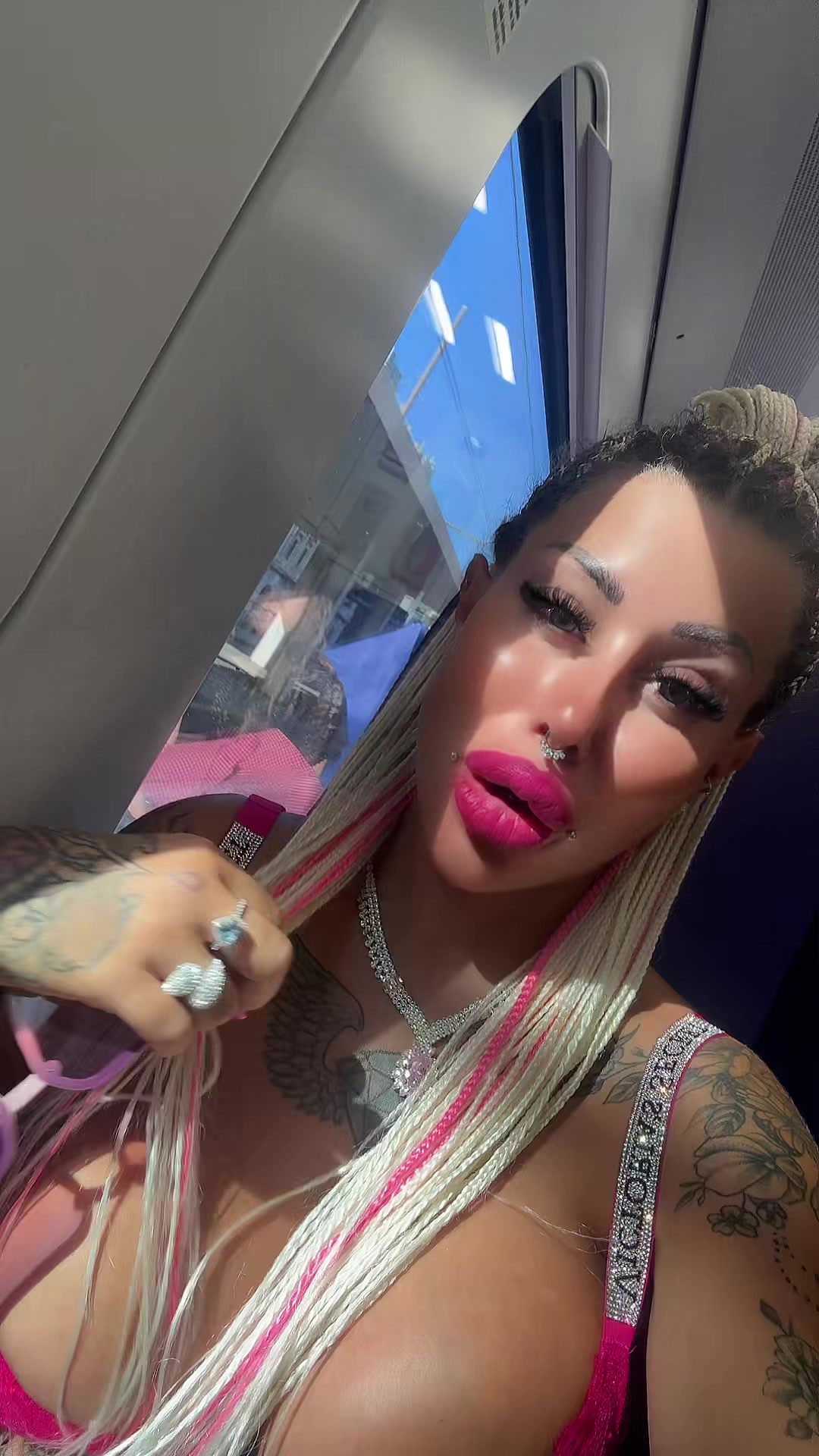 @thehardbarbie